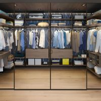 Gleittüren, Innensysteme, Raumlösungen, S1200, Uno, Begehbarer Kleiderschrank, Beleuchtete Kleiderstange, Hosenauszug, S1200 Festelement, Beleuchtung, Schubkasten, Facheinteilung, Glas, Urban Structures